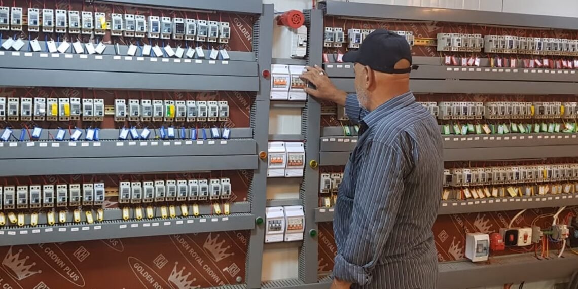 محافظة بغداد تحدد سعر الأمبير لشهر حزيران الحالي: الذهبي بـ(12) ألف دينار