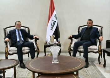 الأسدي والسفير الروسي يبحثان التطورات الإقليمية ويدعمان جهود الحكومة في مكافحة الفساد
