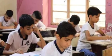 التربية تقر شمول السادس الابتدائي والثالث المتوسط بنظام الإعادة