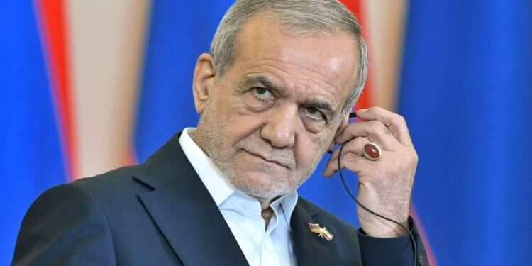 الرئيس الإيراني: لم نقدم أي تنازلات في مذكرة التفاهم ومعظم بنودها تصب في مصلحتنا