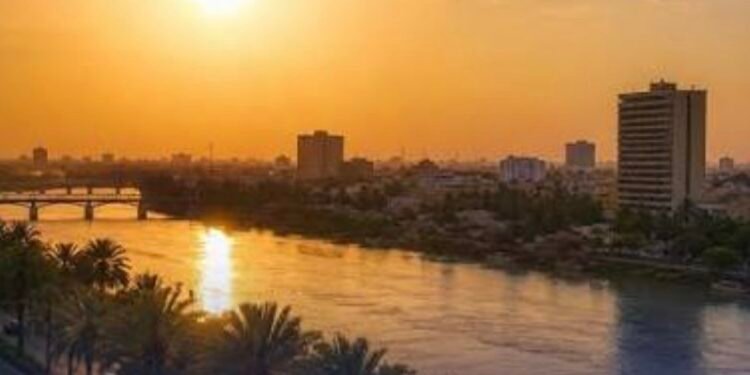 الأنواء الجوية: لا موجات حارة مؤثرة بالعراق خلال الأيام المقبلة مع استمرار سيطرة تطرفات حرارية سالبة