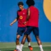 بعد ضياع ألفاريز.. برشلونة يفاجئ الجميع بخطوة حمزة عبد الكريم