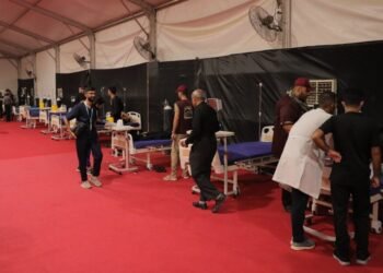 مستشفى سفير الحسين يطلق خدمة خاصة لزوار الأربعين
