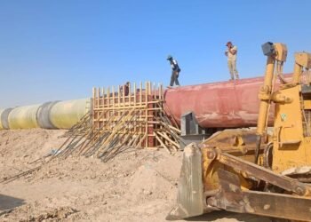 الموارد المائية: إنجاز 45 كيلومتراً من مشروع ماء البصرة الأنبوبي