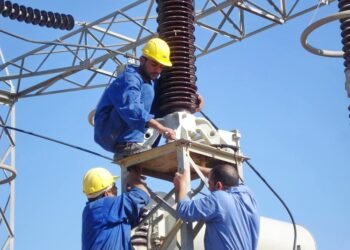 الكهرباء: إدخال 41 محولة جديدة وتأهيل 75 لتعزيز شبكة طريق الزائرين