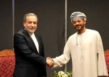 عراقجي يحدد ملامح اتفاق إيراني-عماني حول مضيق هرمز