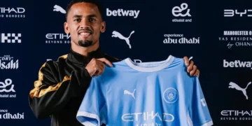 مانشستر سيتي يُعوض مرموش وسافينيو بالسنغالي إليمان ندياي