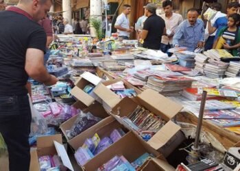 أزمة بلا نهاية.. لماذا تفشل الحلول في إنهاء نقص الكتب المدرسية؟