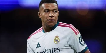 بسبب الكرة الذهبية.. ريال مدريد يصدم مبابي